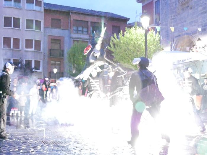 Bihotzaren erreketarekin ama 42 1526280771194