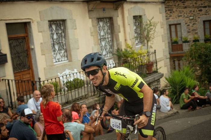 Bizikletak irudimenez jantzi 125 1757326034336