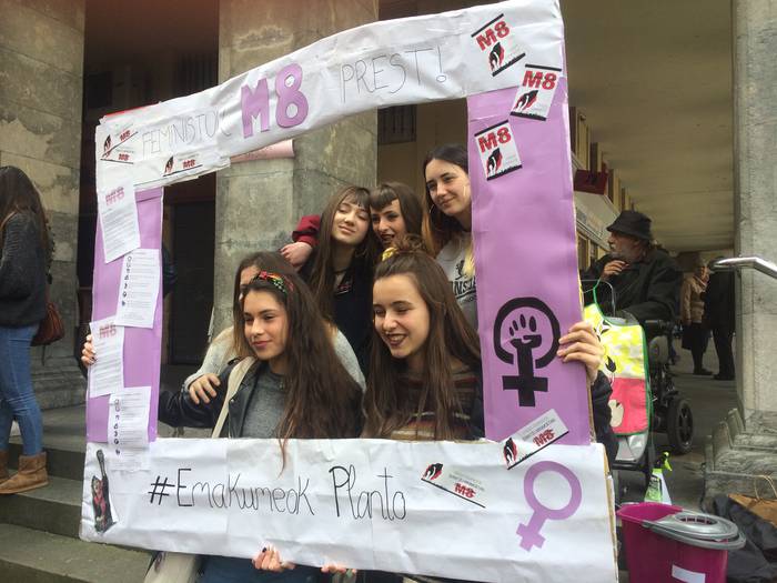 Greba feministaren goizeko t 127 1520519597183