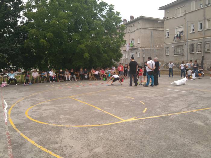 Goikolarrako Jaietan umeek i 16 1499699184264