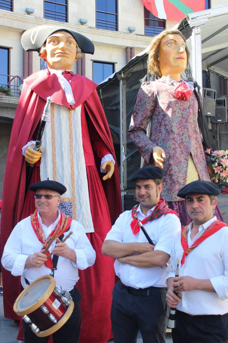 Atzoko Gazteen Egunak itxi d 129 1503058628561