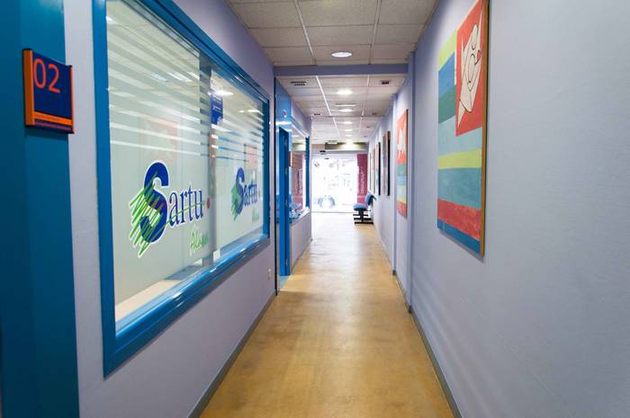 Laudioko Udalak eta Sartu Álava Elkarteak prestakuntza- eta enplegu-programa bat jarri dute abian