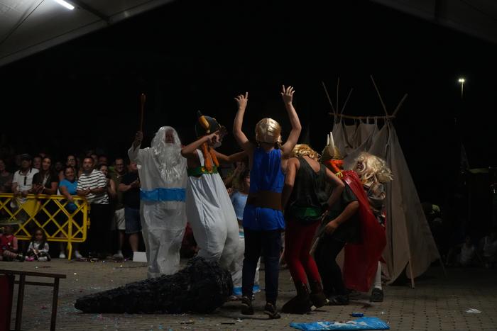 Okondoko jaietako mozorro le 53 1756160349675