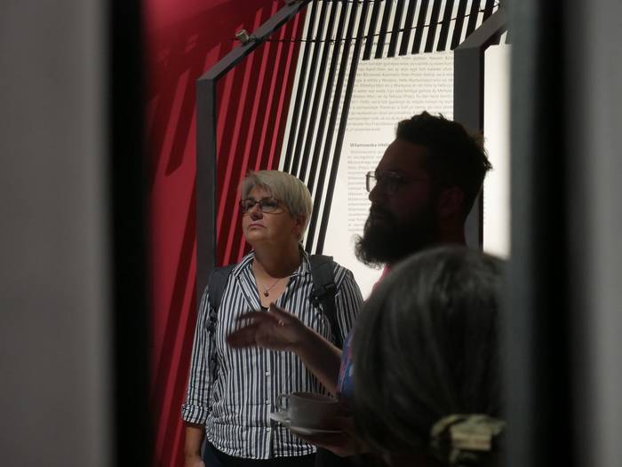 Eletik alera, Europako hizku 19 1759330566758