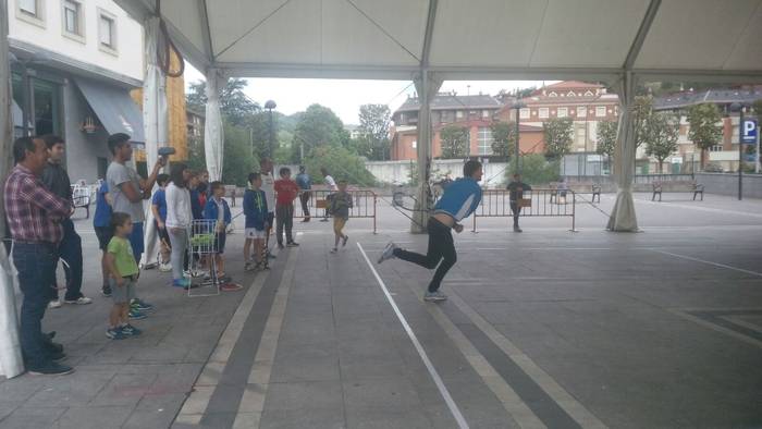 Jende ugarik hartu zuen part 14 1495522917807