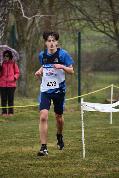 Igandeko hotzari iskin egin  53 1770731212454