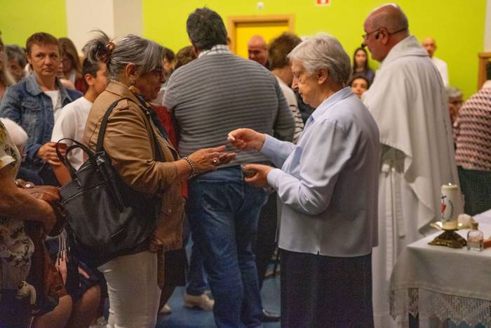 Agur jendetsu eta hunkigarri 17 1759073074290