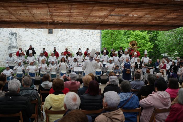 Danbor-hotsek eta barraskilo 9 1777364019391