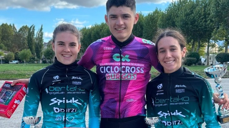 Mirari Gotxi eta Ibai Colmenero birritan igo ziren podiumera asteburuan
