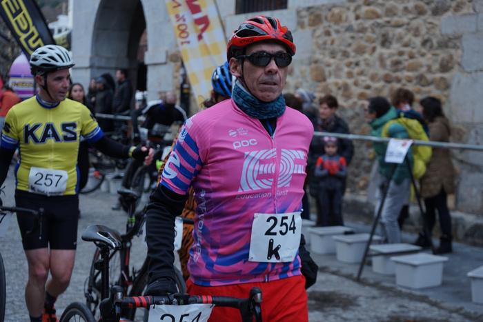 400 kirolarik parte hartu zu 122 1767282897422