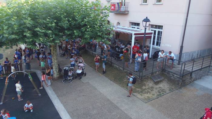 Jendetza bertaratu da astebu 64 1658780271419