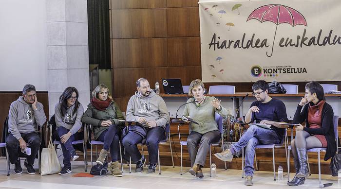 "Euskararen etorkizuna" urra 3 1483123125046
