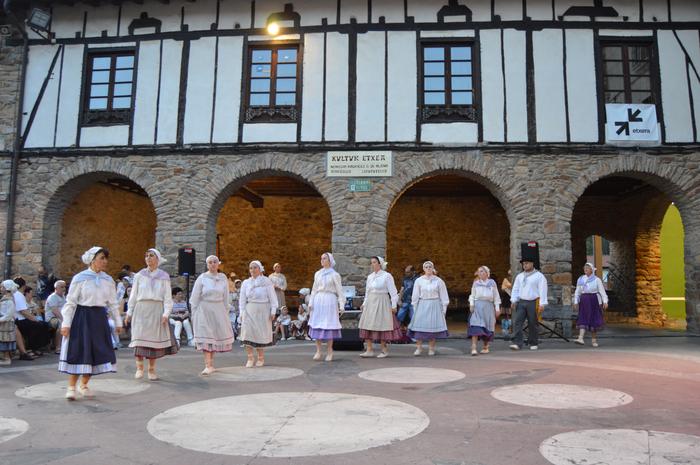 Kulturaz blai bizi izan dute 18 1750803459295