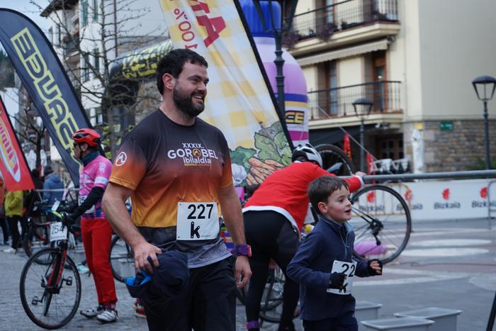 400 kirolarik parte hartu zu 118 1767282879684