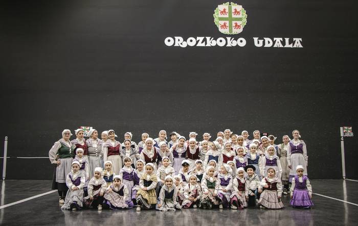 Ubixeta dantza taldeak dantz 17 1766416404936