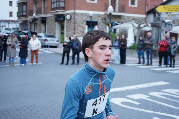 400 kirolarik parte hartu zu 64 1767282440486