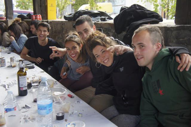 Euskal Preso Politikoen esku 33 1493719988133