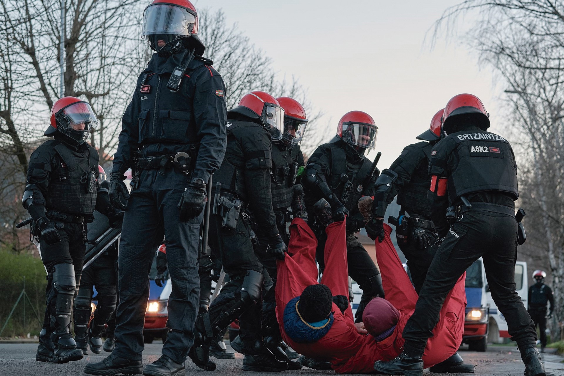 "Isun oldea" jasotzen ari direla salatu du Tubacexeko Enpresa Batzordeak