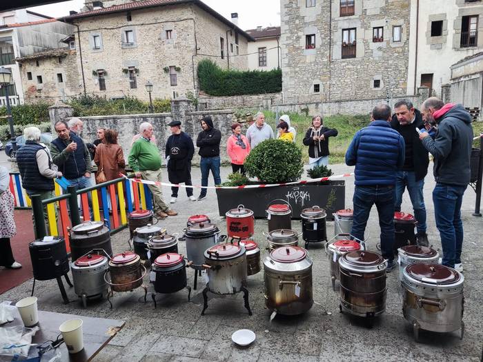 Jende ugarik parte hartu du  22 1761570524986