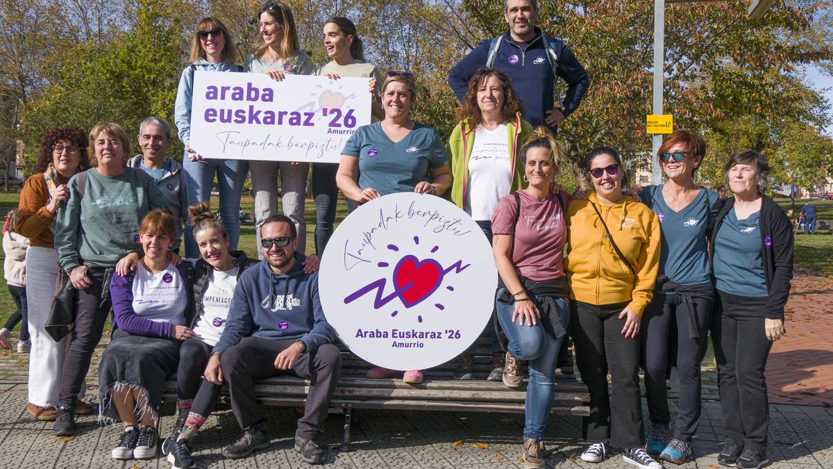 Araba Euskaraz jaiari begira motorrak berotzeari ekin diote