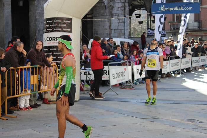 300 korrikalari baino gehiag 71 1517150302369