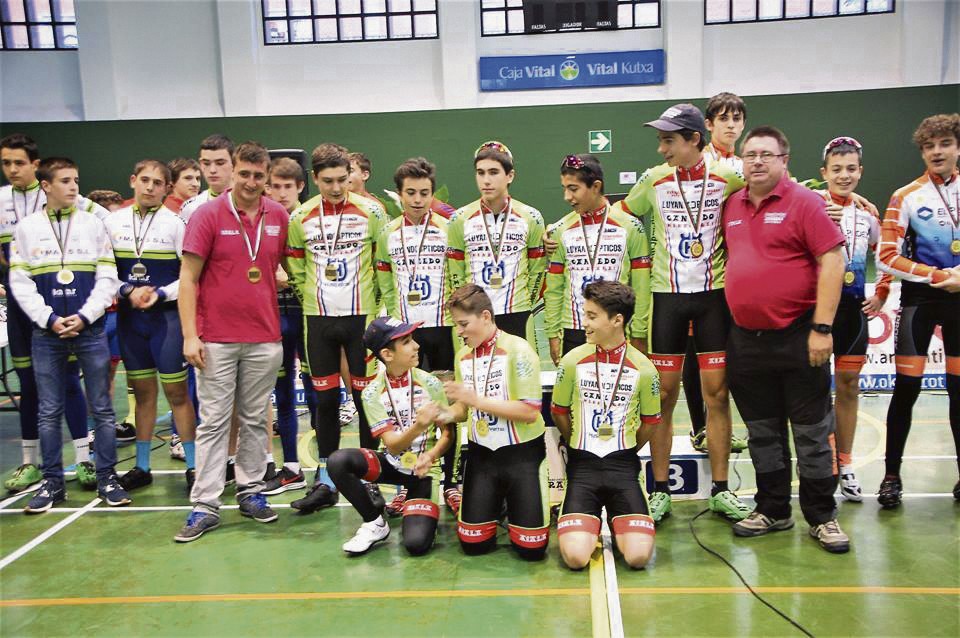 Aiarako Txirrindulari Elkartea garaile Arabako Challengean