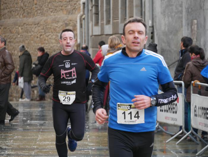 Ehunka lasterkarik bete dute 347 1549208264551