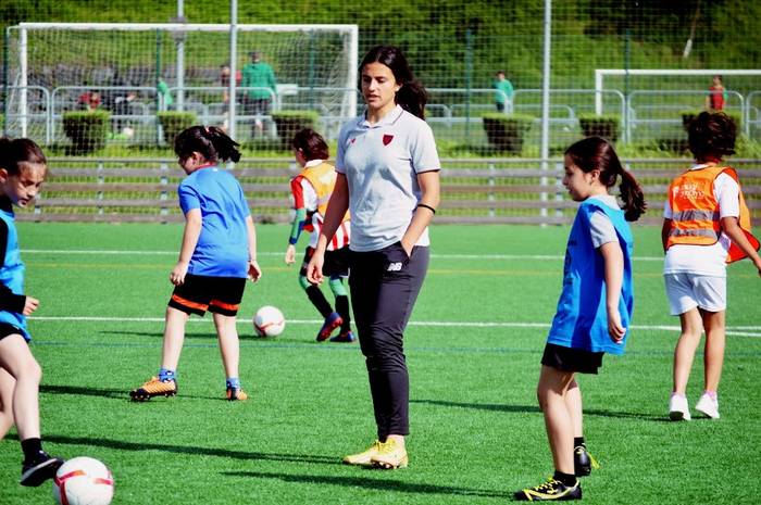 Etorkizunak neskentzako entrenamendu irekia deitu du iganderako, hurrengo denboraldian emakumezkoen taldea osatzeko