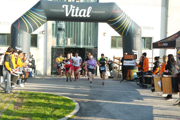 500 lagunek parte hartu dute 85 1765636765821