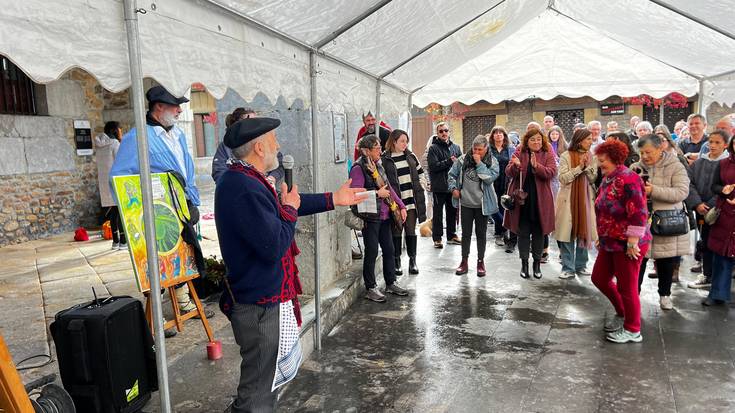 Supelaur Elkarteko zendutako kideei egin diete omenaldia Gaztaina Egunean