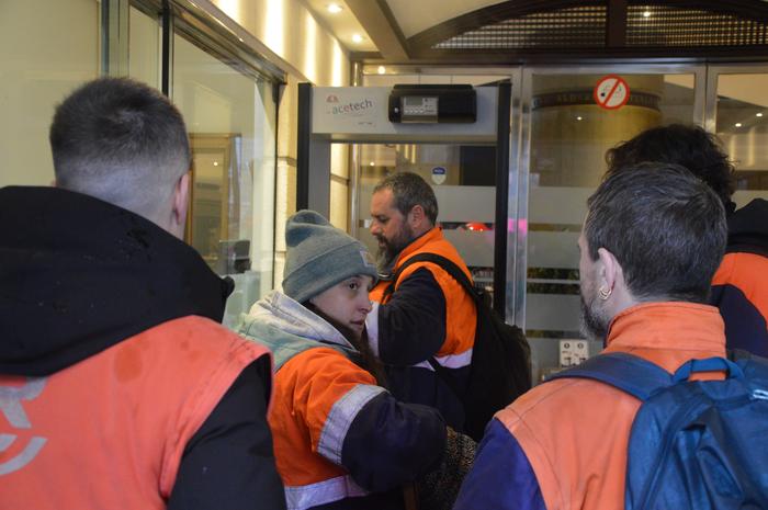 Tubos Reunidoseko langileek  20 1772795170384