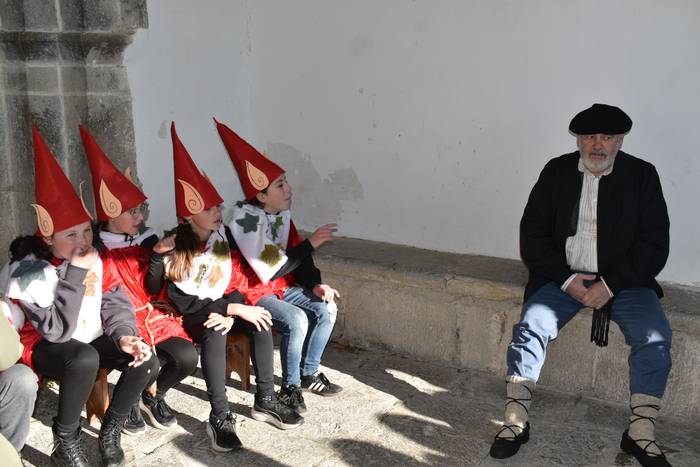 Olentzerok eta Mari Domingik 33 1765801108843