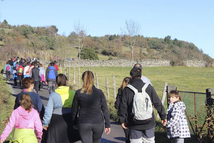 400 lagunen laguntzaz Babio  24 1514122800580