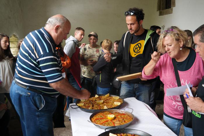 Andra Mari Txiki jaiek egita 35 1505145383983