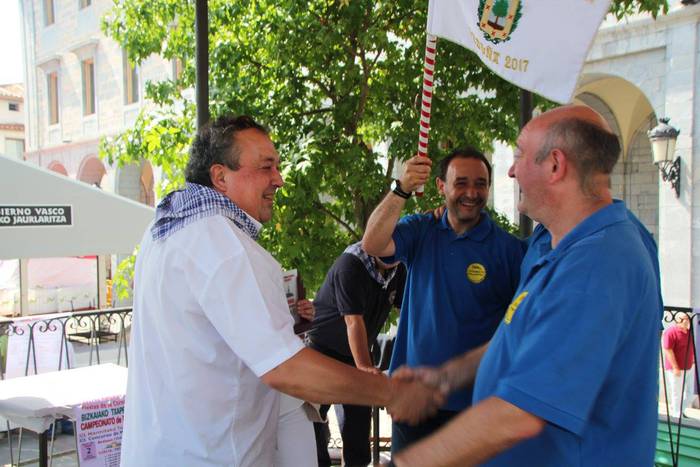 Folk doinuak eta marmitako t 54 1504428899466