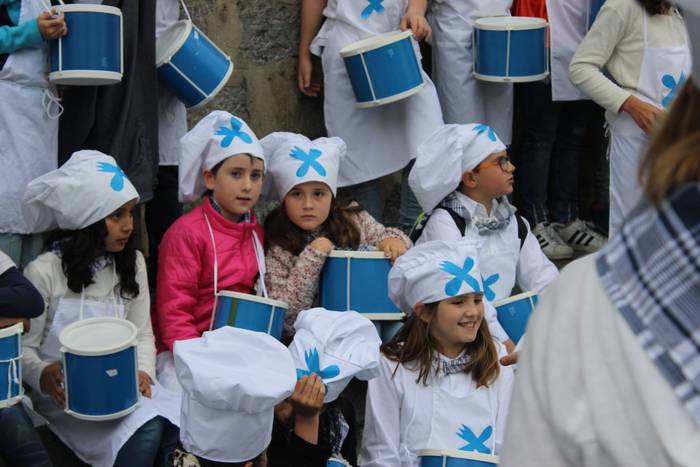 Danbor hotsez bete dituzte b 164 1524860520971