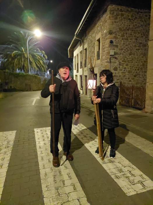 Agate Deunaren bezperak adin 38 1770291943799