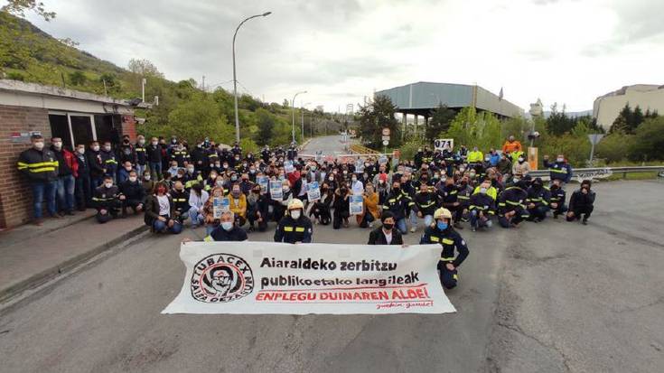 Ehunka lagun mobilizatu dira sektore publikoaren defentsan