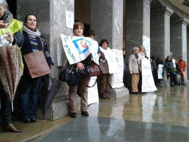 Lantze eta adinekoen egoitzako langileek protestak abiatu dituzte