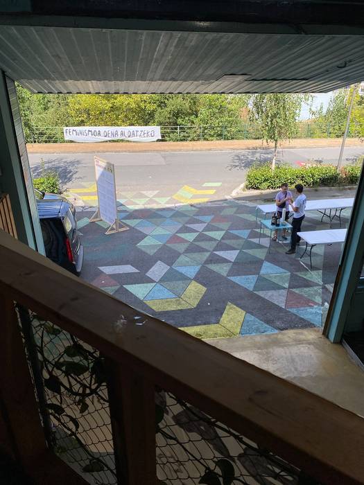 Hausnarketa eta ahizpatasuna 17 1757923162072