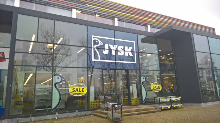 JYSK multinazionalak denda irekiko du Laudion eta kontratazio prozesua abiatu du