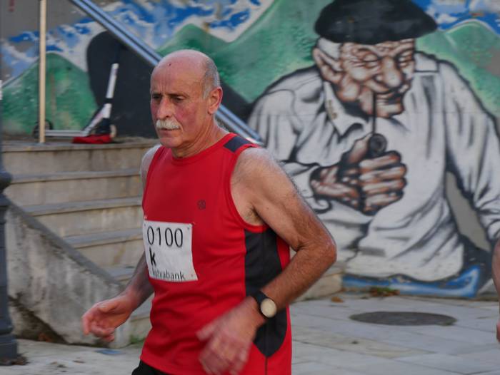 Haur zein helduek izan zuten 275 1538429110138