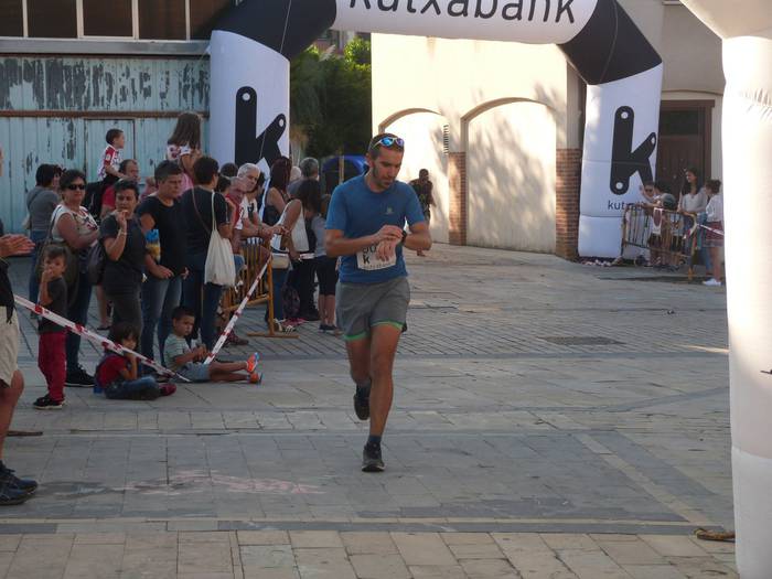 Haur zein helduek izan zuten 307 1538429682434