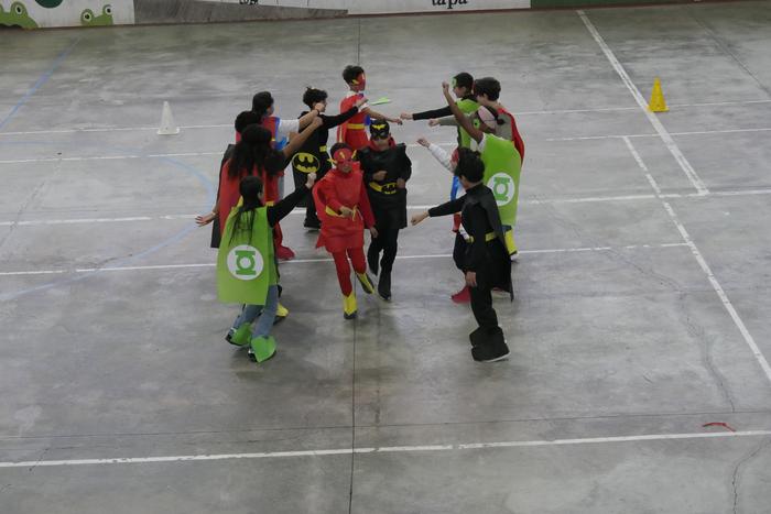 Desfilerik gabe, baina dantz 52 1770997168942