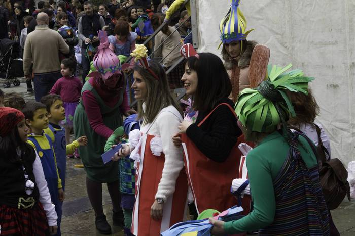 Mozorro koloretsuek ziprizti 4 1488185568586