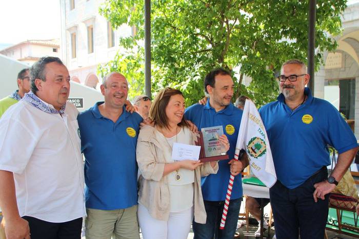 Folk doinuak eta marmitako t 36 1504428787878