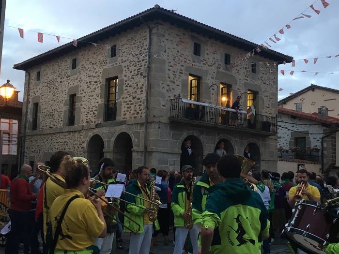 "Komando Rotonda" pregoilari 9 1504342339059
