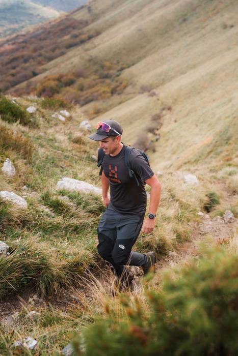 Gorobel Ibilaldiak ehuna men 58 1762257285504