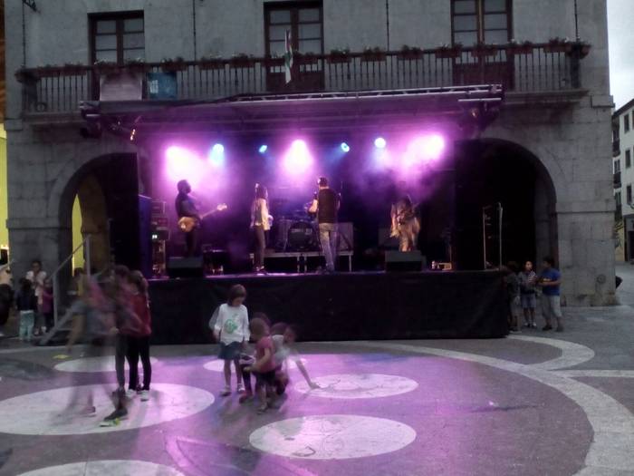 Hainbat txokotan ospatu zitu 23 1498308370610