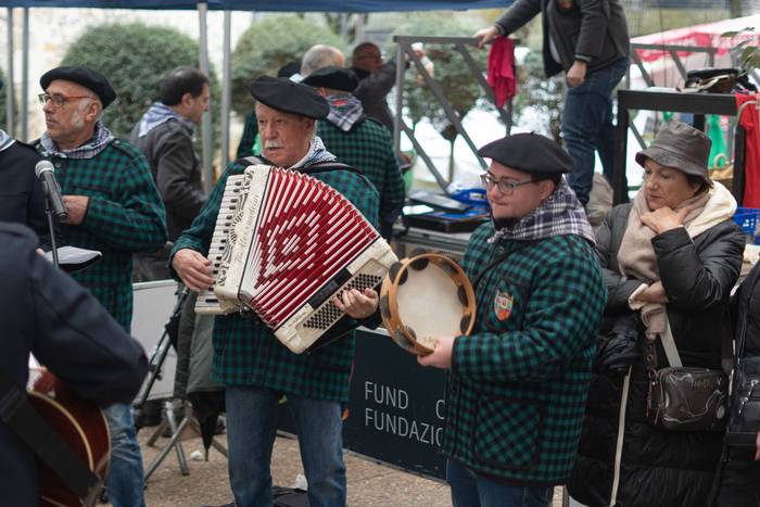 Euriak ez du San Anton azoka 2 1768769985817